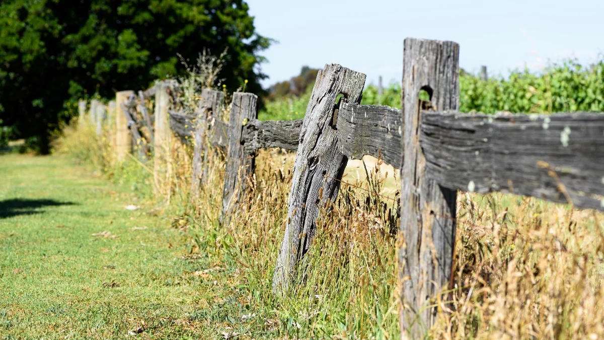 fix the broken fence for the auction checklist
